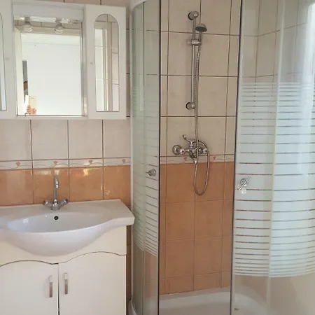 In Fonyod/balaton 36989 Holiday home